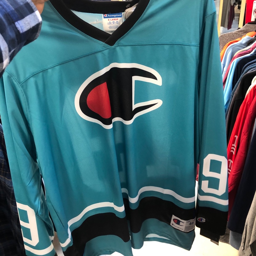 Brand new champion hockey jersey sz xl